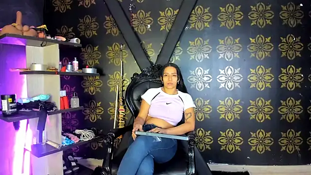 Snapshot of Sunny_n_Miha chatting on 20, 3, 2026 Sunny n Miha online show from 20, 3, 2026