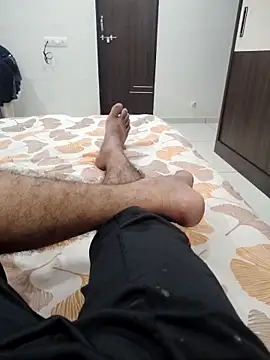 Snapshot of johny044 chatting on 5, 3, 2026 johny044 online show from 5, 3, 2026