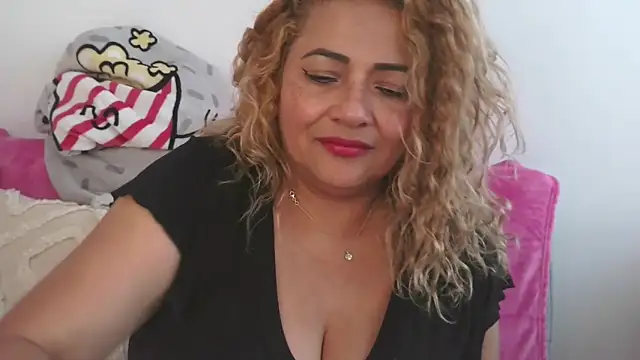 Snapshot of mariajosebarrazaa chatting on 12, 3, 2026 mariajosebarrazaa online show from 12, 3, 2026