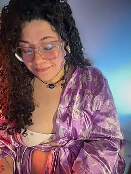 Snapshot of VanesssaMilf_ chatting on 26, 6, 2026 VanesssaMilf online show from 26, 6, 2026
