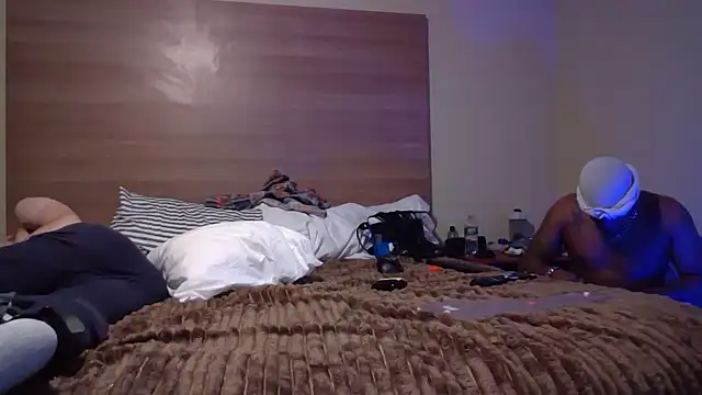 cosmiccloudpig online show from 19, 1, 2026