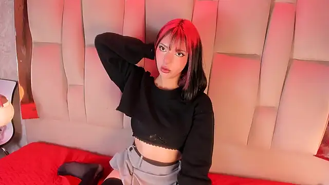 Snapshot of NamiMoon1 chatting on 20, 12, 2025 NamiMoon1 online show from 20, 12, 2025