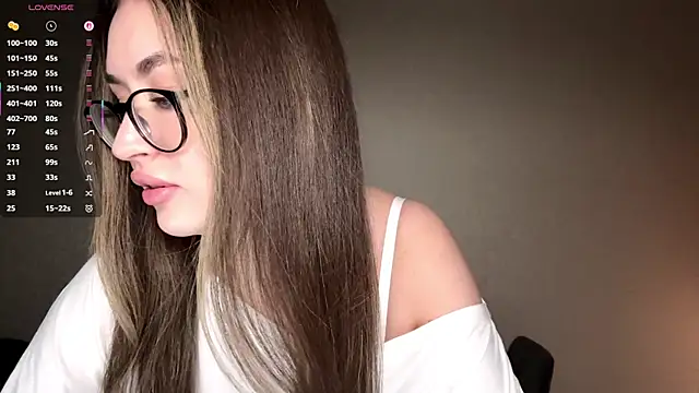 Snapshot of KiraBodrick chatting on 11, 1, 2026 KiraBodrick online show from 11, 1, 2026