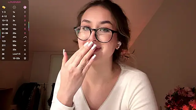 Snapshot of KiraBodrick chatting on 24, 2, 2026 KiraBodrick online show from 24, 2, 2026