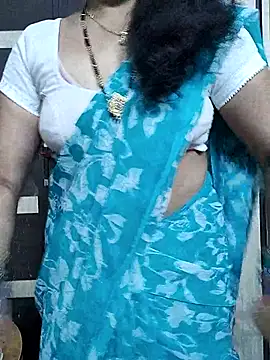 Snapshot of bhavyasri_55 chatting on 17, 12, 2025 bhavyasri 55 online show from 17, 12, 2025