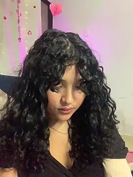 ladulcemary  online show from 13, 2, 2026