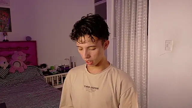 Snapshot of Dani_Dancer chatting on 1, 2, 2026 Dani Dancer online show from 1, 2, 2026