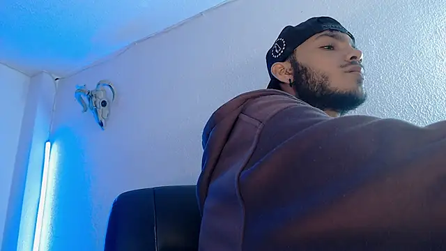 Snapshot of kingdani_hot chatting on 6, 1, 2026 kingdani hot online show from 6, 1, 2026