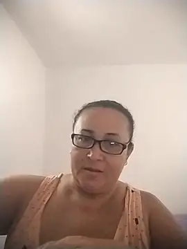 Nini Love  online show from 9, 8, 2026