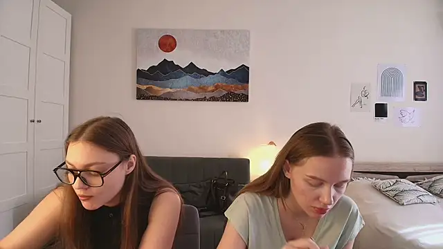 findwayout online show from 26, 4, 2026