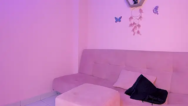 Snapshot of Saraa_moon1__ chatting on 20, 3, 2026 Saraa moon1 online show from 20, 3, 2026