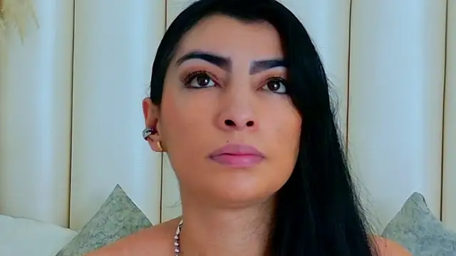 NinnaPiers online show from 7, 7, 2026
