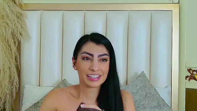 NinnaPiers online show from 20, 7, 2026