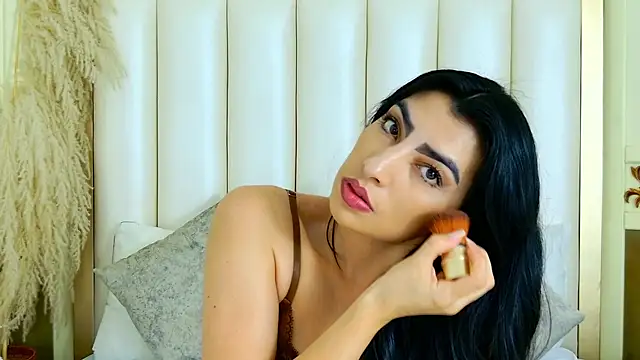 NinnaPiers online show from 23, 7, 2026