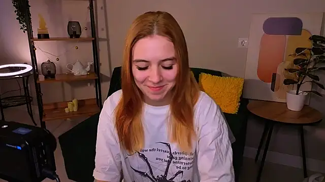 Snapshot of Bella_xBaby chatting on 8, 3, 2026 Bella xBaby online show from 8, 3, 2026