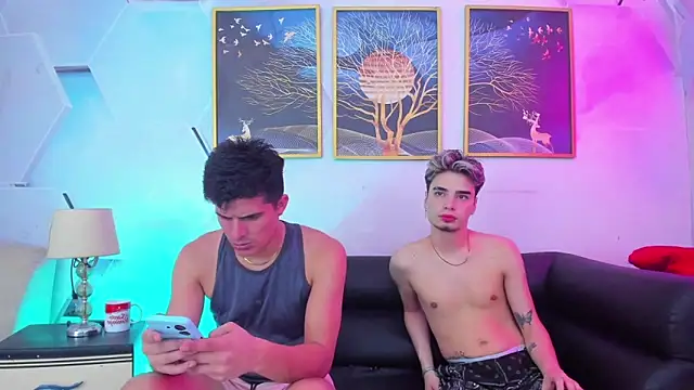 Alex jeins at online show from 2, 3, 2026