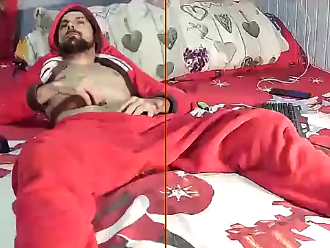 Snapshot of Pintiliescu chatting on 18, 12, 2025 Pintiliescu online show from 18, 12, 2025