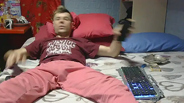 Snapshot of Pintiliescu chatting on 3, 3, 2026 Pintiliescu online show from 3, 3, 2026