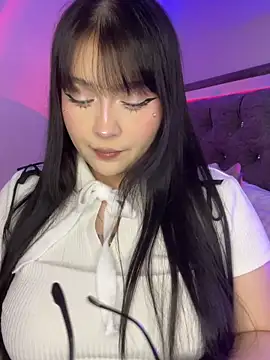 Snapshot of Daniela_ruizz chatting on 7, 1, 2026 Daniela ruizz online show from 7, 1, 2026