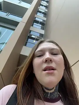 Snapshot of FionaMurr chatting on 5, 2, 2026 FionaMurr online show from 5, 2, 2026