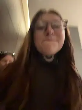 Snapshot of FionaMurr chatting on 12, 3, 2026 FionaMurr online show from 12, 3, 2026