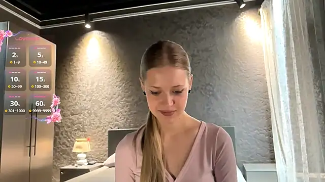 ZaidaSchwarten online show from 23, 7, 2026