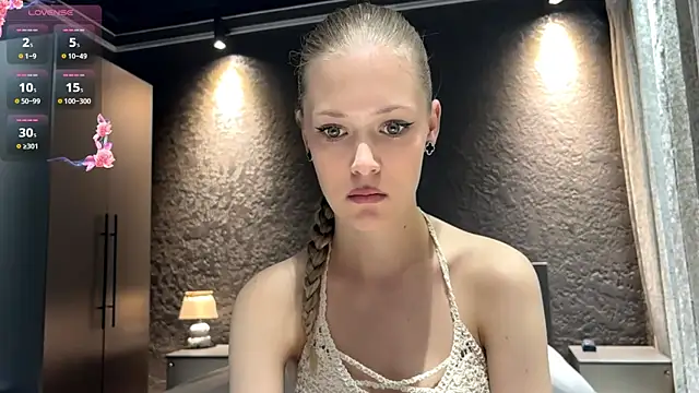 ZaidaSchwarten online show from 8, 8, 2026