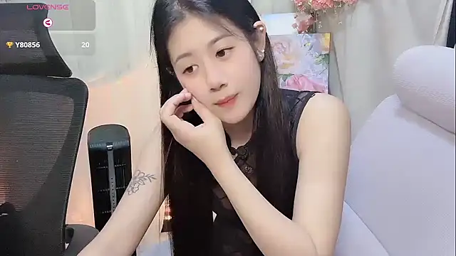 Snapshot of Yvonne-07 chatting on 20, 3, 2026 Yvonne-07 online show from 20, 3, 2026