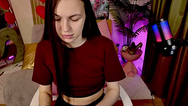 MaxinCarroll online show from 23, 4, 2026