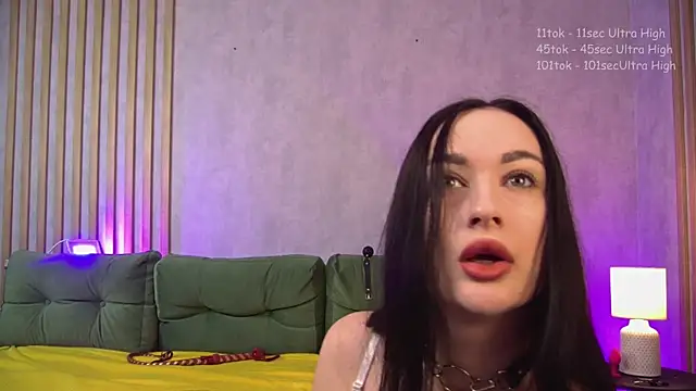 sasha strip online show from 18, 4, 2026