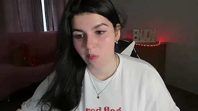 KisaModel online show from 13, 6, 2026