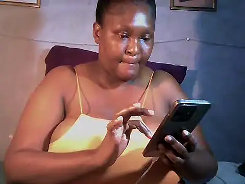 sweetmilkylady online show from 25, 4, 2026
