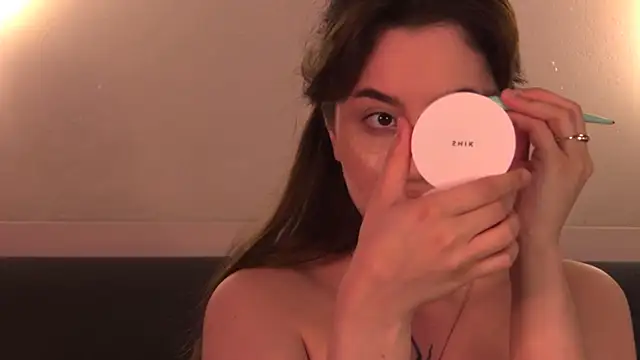 LucieBliss online show from 25, 7, 2026