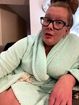 kissmyarch online show from 21, 12, 2025