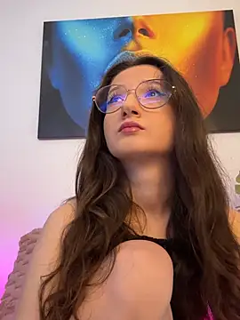 TheaMalekoo online show from 24, 6, 2026