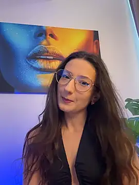 TheaMalekoo online show from 5, 8, 2026