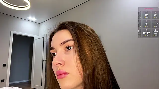 Snapshot of SepiahLune chatting on 9, 2, 2026 SepiahLune online show from 9, 2, 2026