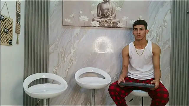 HORNY PRETTY online show from 4, 2, 2026