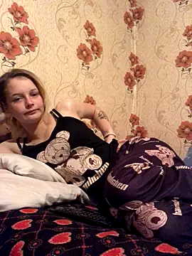 Snapshot of Barbika19 chatting on 20, 12, 2025 Barbika19 online show from 20, 12, 2025