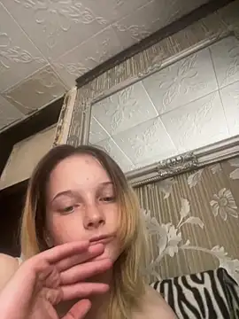 Snapshot of Barbika19 chatting on 27, 3, 2026 Barbika19 online show from 27, 3, 2026