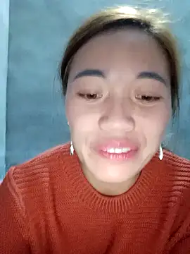 Snapshot of little-effy chatting on 17, 12, 2025 little-effy online show from 17, 12, 2025