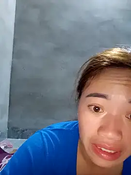 Snapshot of little-effy chatting on 22, 12, 2025 little-effy online show from 22, 12, 2025