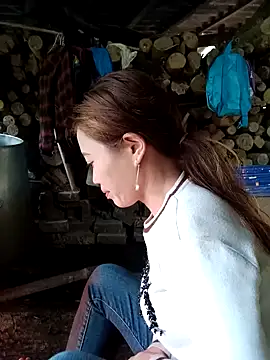 Snapshot of little-effy chatting on 18, 1, 2026 little-effy online show from 18, 1, 2026