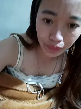 Snapshot of little-effy chatting on 8, 2, 2026 little-effy online show from 8, 2, 2026