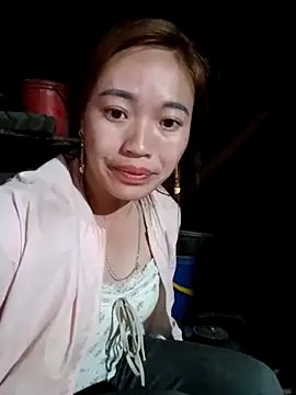 Snapshot of little-effy chatting on 10, 2, 2026 little-effy online show from 10, 2, 2026