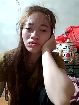 Snapshot of little-effy chatting on 15, 2, 2026 little-effy online show from 15, 2, 2026