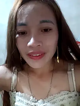 Snapshot of little-effy chatting on 16, 2, 2026 little-effy online show from 16, 2, 2026