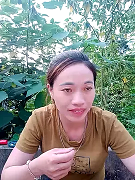 little-effy online show from 22, 5, 2026