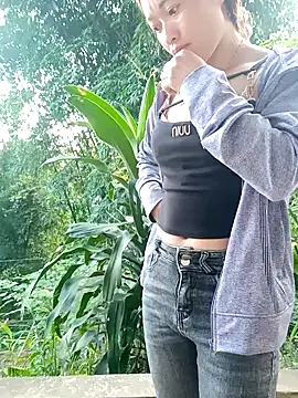little-effy online show from 25, 5, 2026