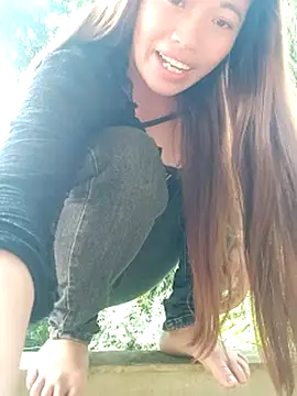 little-effy online show from 3, 8, 2026